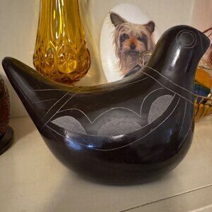 Vintage Mexican Folk Art Black Clay Pottery Dove Bird Figurine Sgraffito Etched